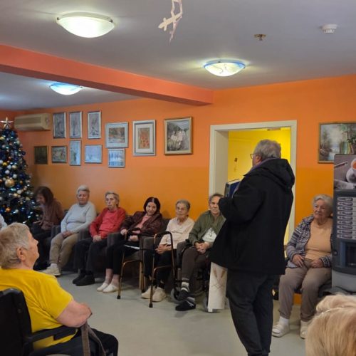 dom-zlatno-doba-posjet-svecenika-2025-003