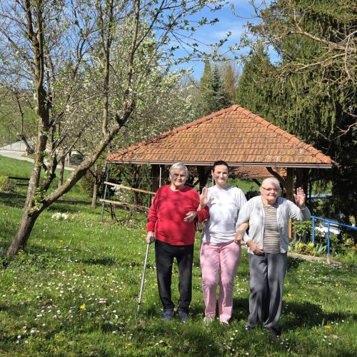 dom-zlatno-doba-suncan-dan-2026-016